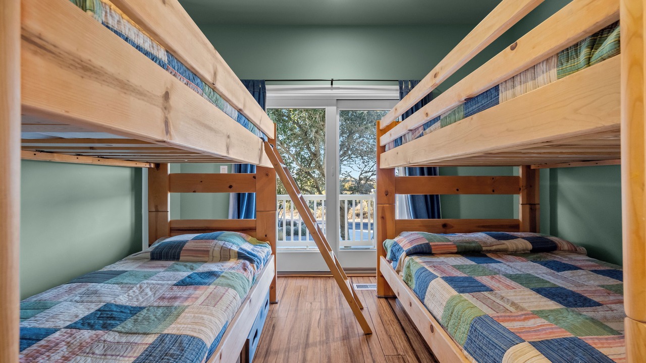 Photo of Bedroom in Ocean Sound Village