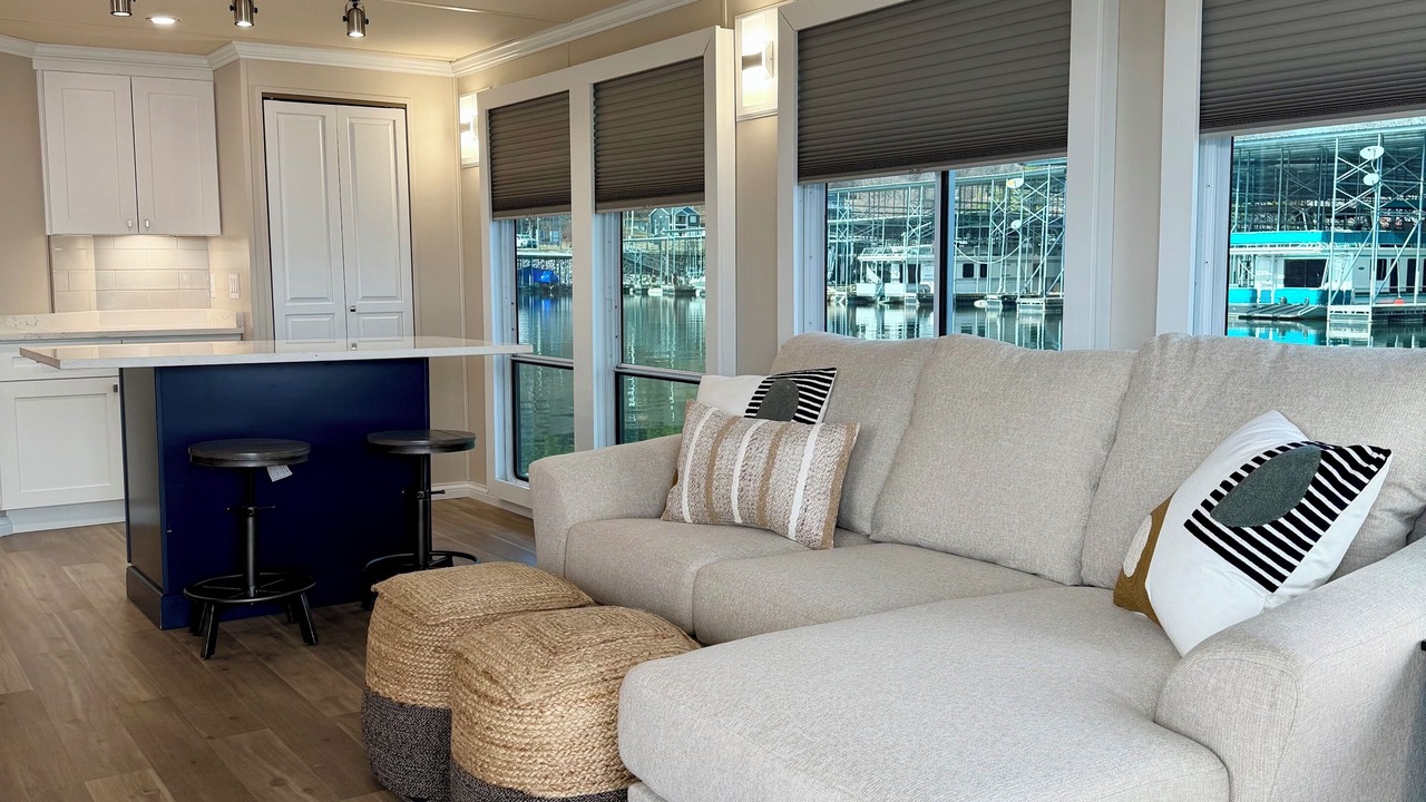 Photo of Livingroom in Kuttawa