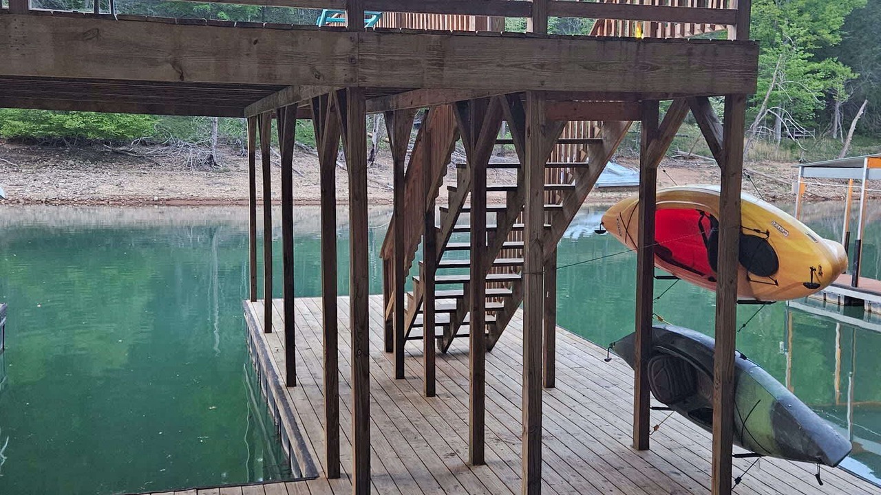 Photo of Others in Lakeside Estates
