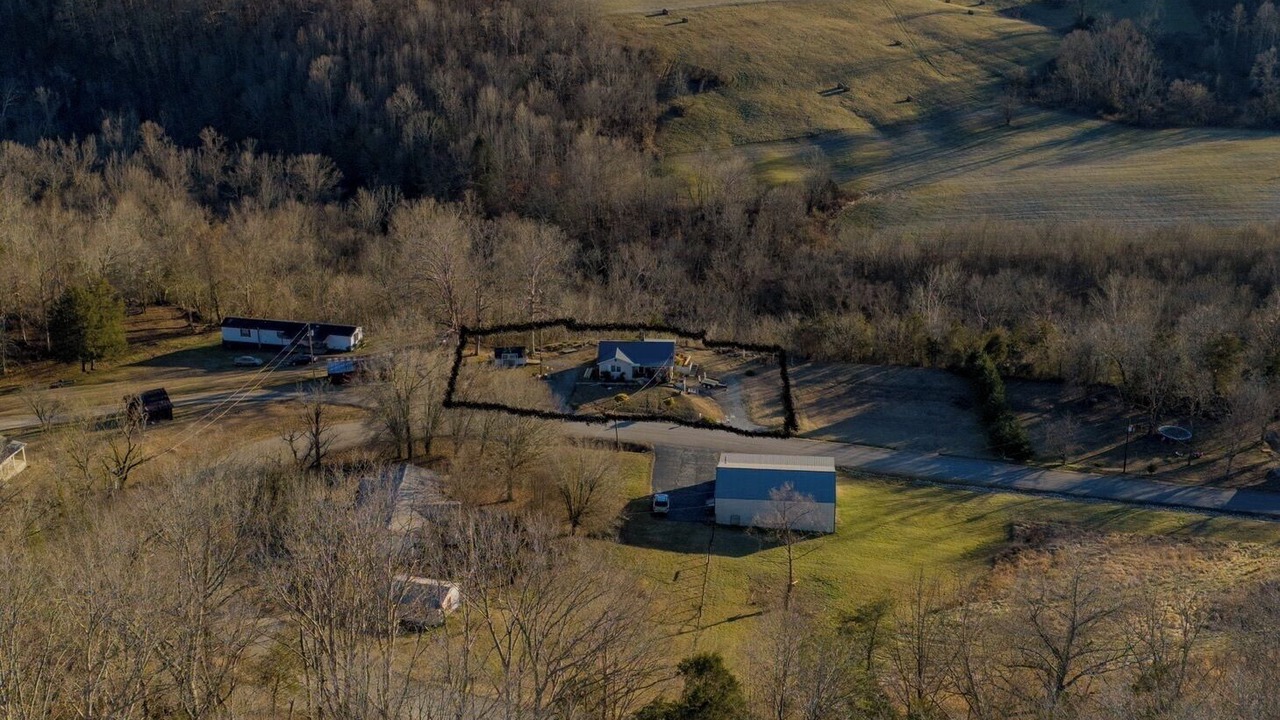 Photo of Outdoor in Byrdstown