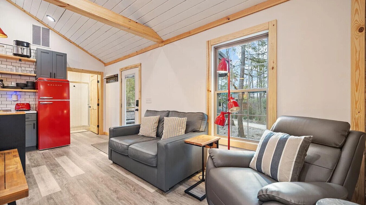Photo of Livingroom in Rogers