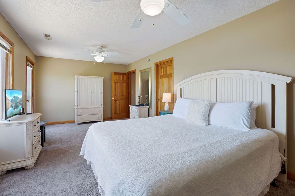 Photo of Bedroom in La Follette