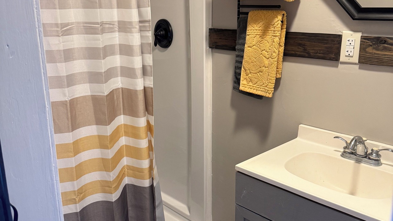 Photo of Bathroom in Silver Lake