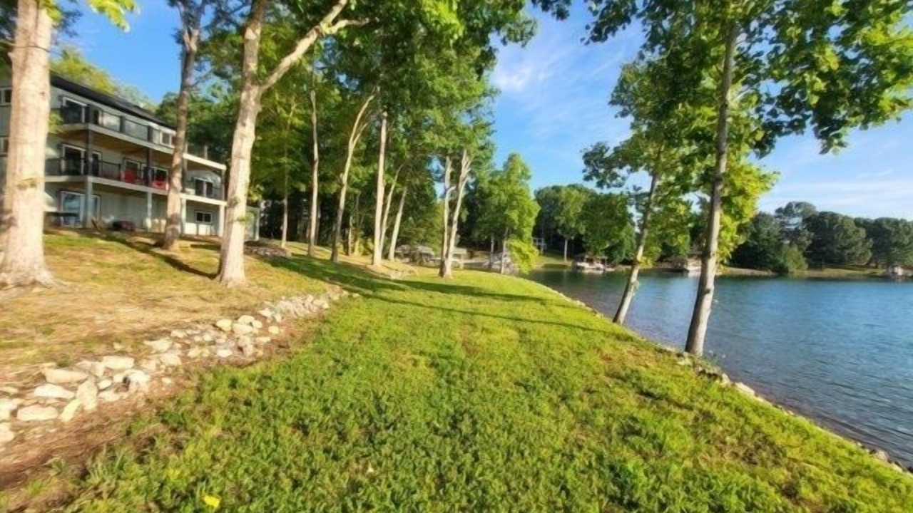 Photo of Outdoor in Moneta
