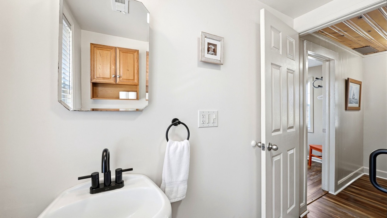 Photo of Bathroom in Wilmington Beach