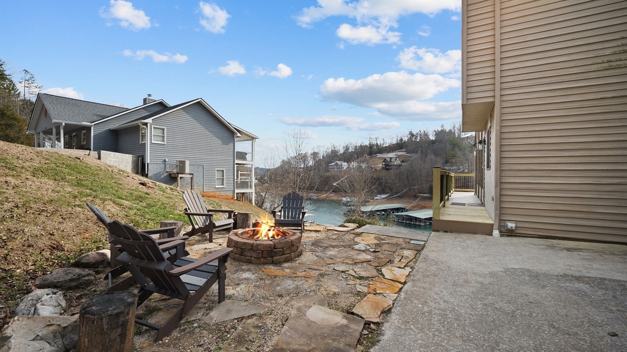 Photo of Patio Balcony in La Follette