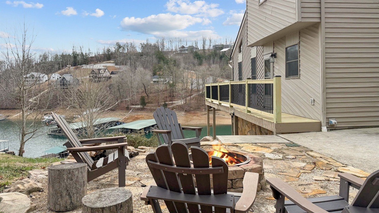Photo of Patio Balcony in La Follette