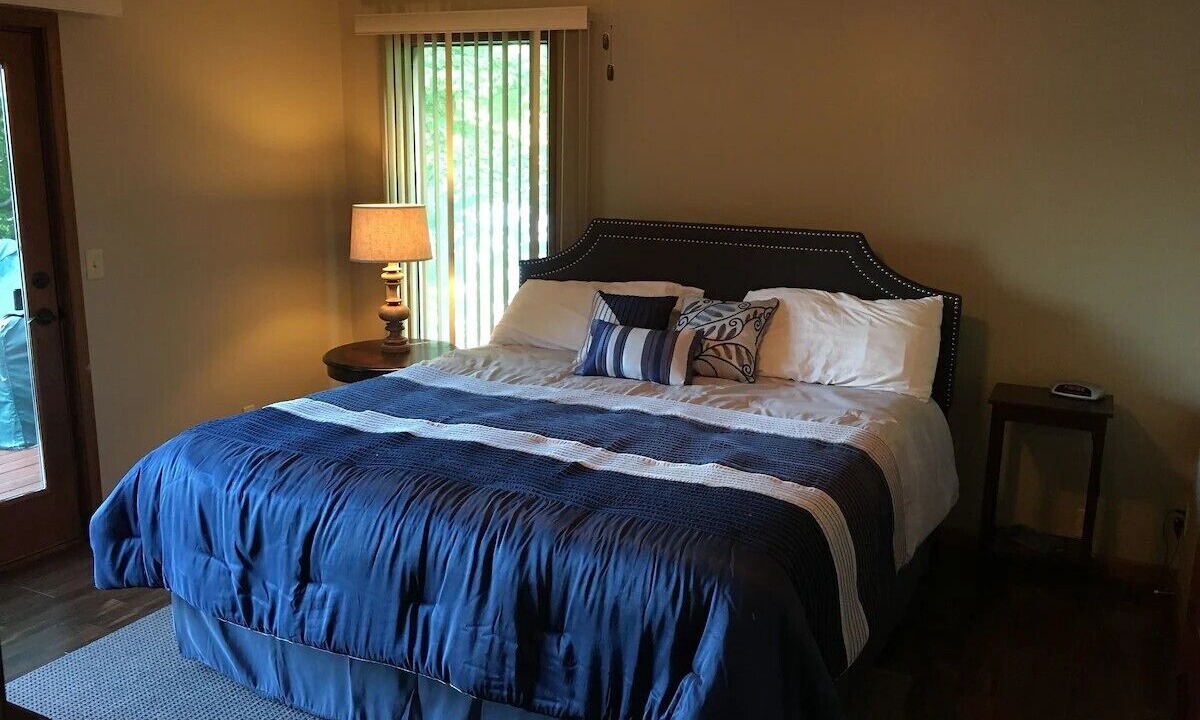 Photo of Bedroom in La Follette