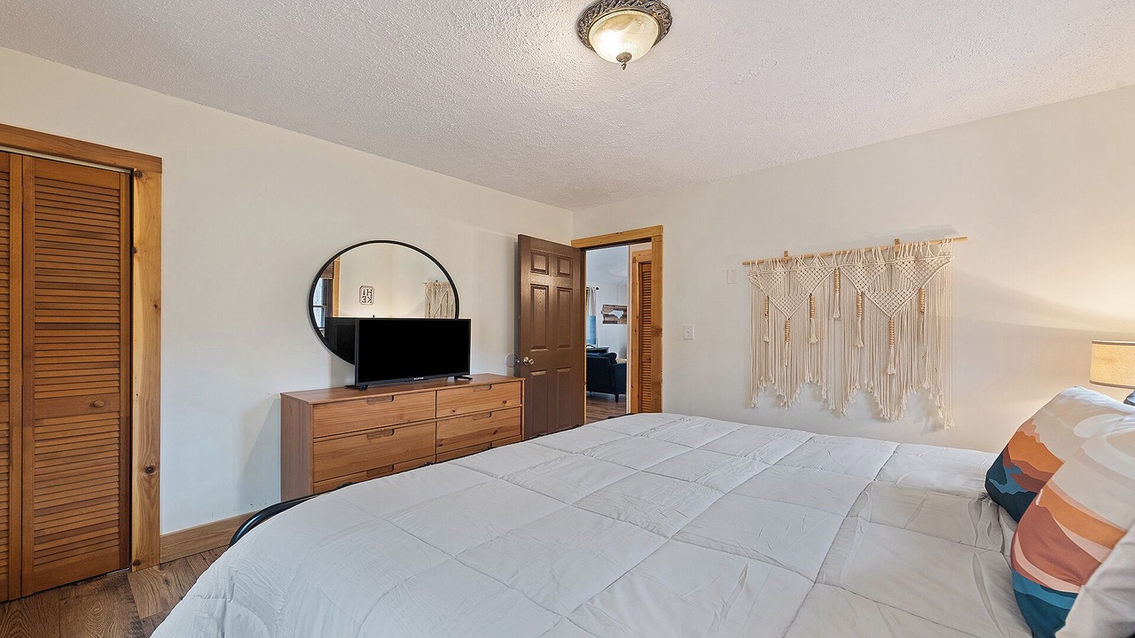 Photo of Bedroom in Sylva