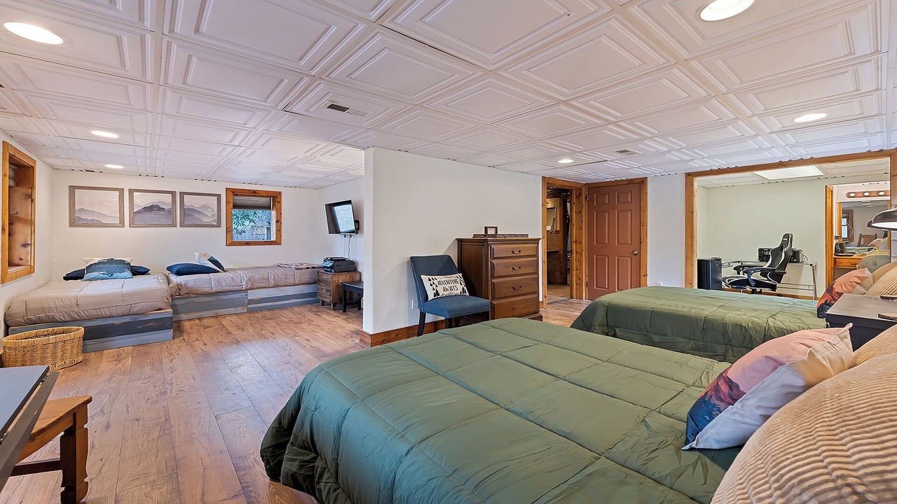 Photo of Bedroom in Sylva