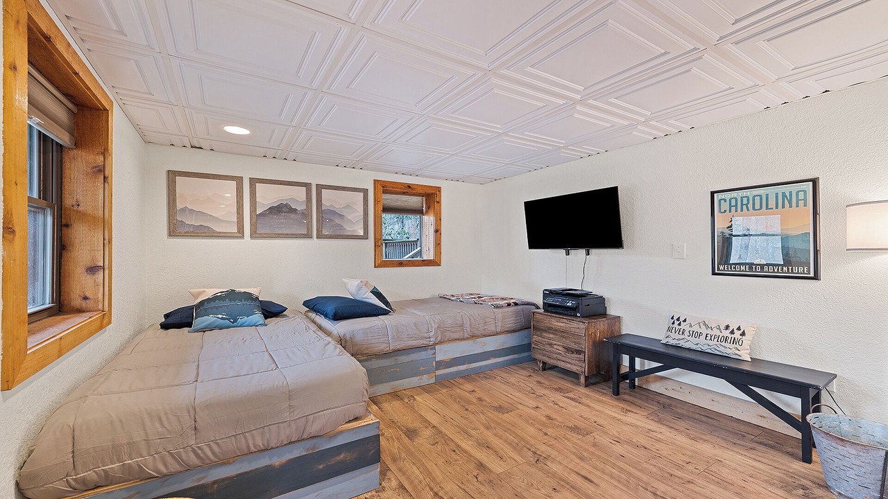 Photo of Bedroom in Sylva