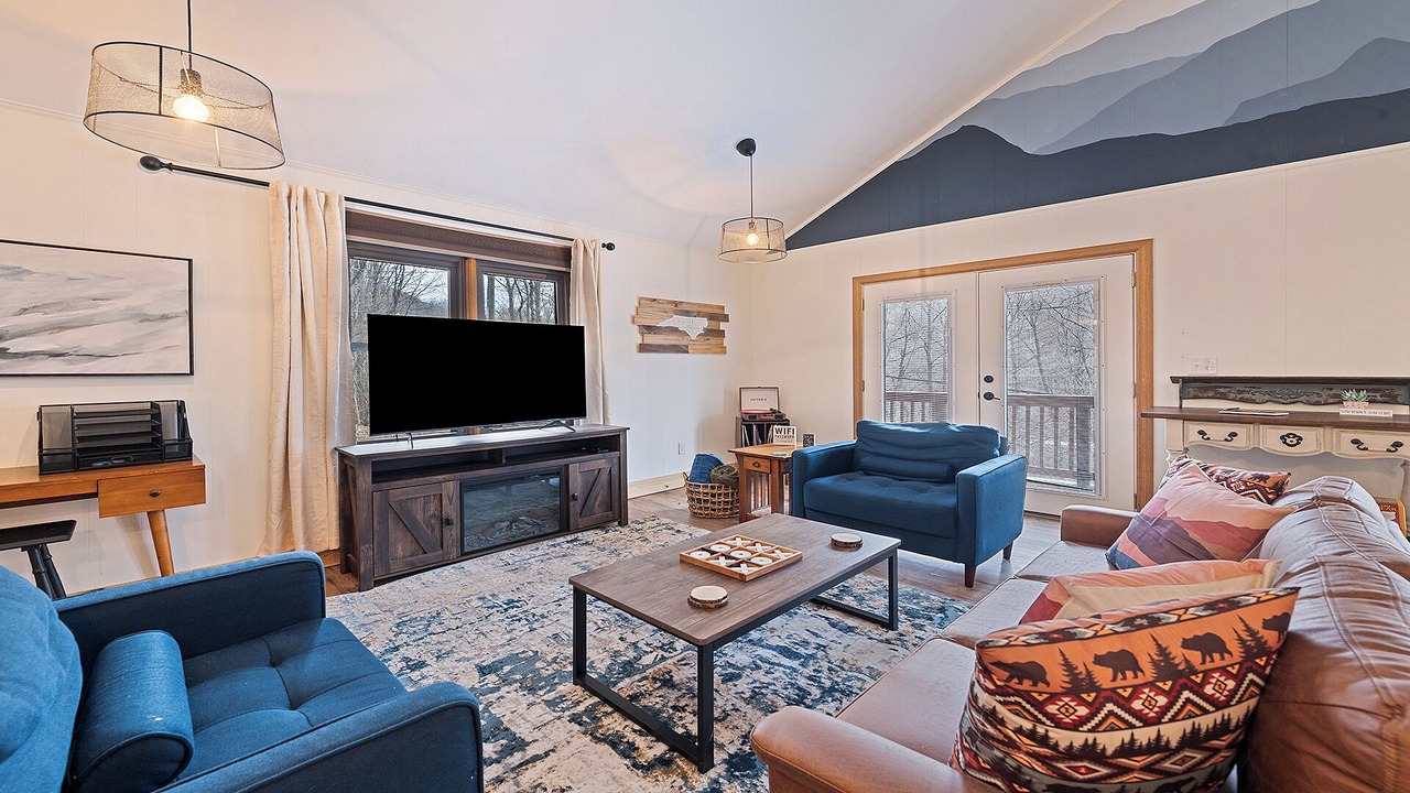 Photo of Livingroom in Sylva