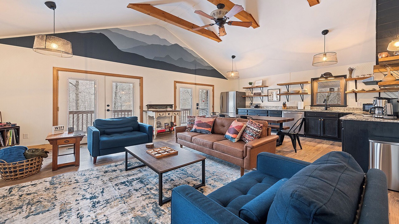 Photo of Livingroom in Sylva