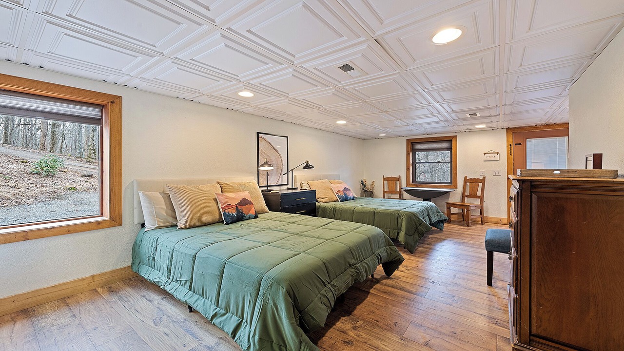 Photo of Bedroom in Sylva