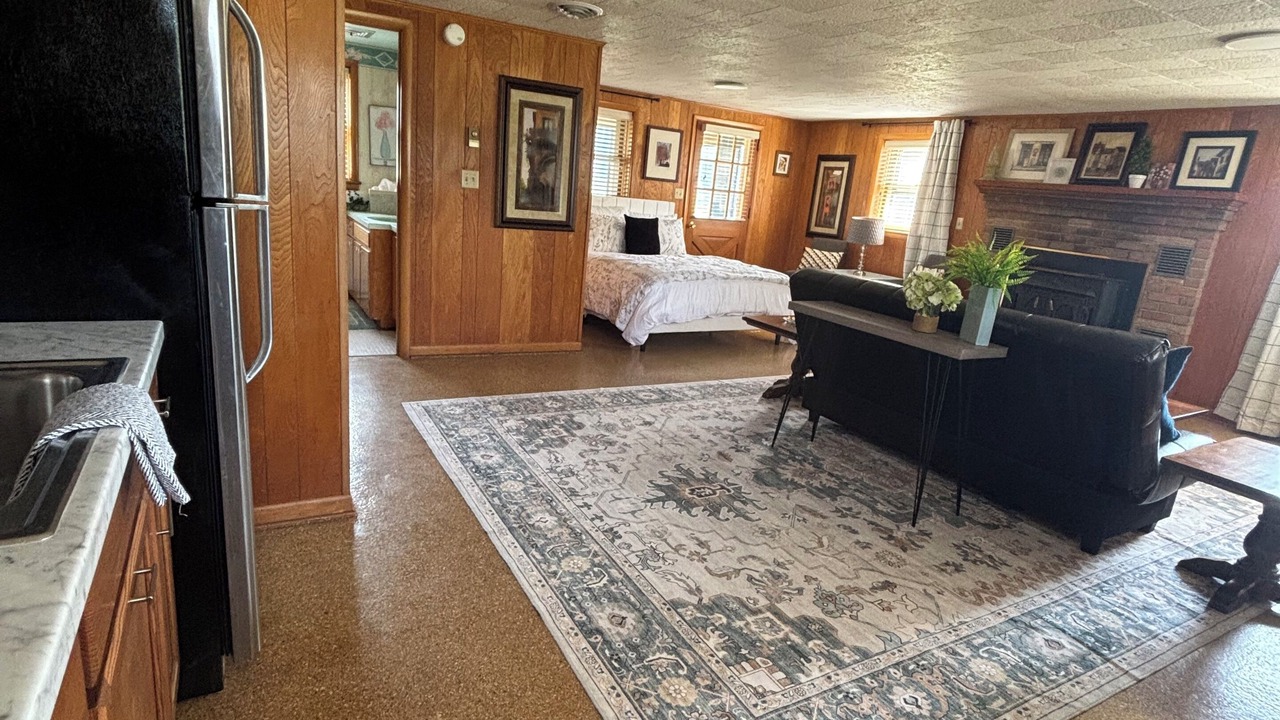 Photo of Bedroom in Farmview - Ramble