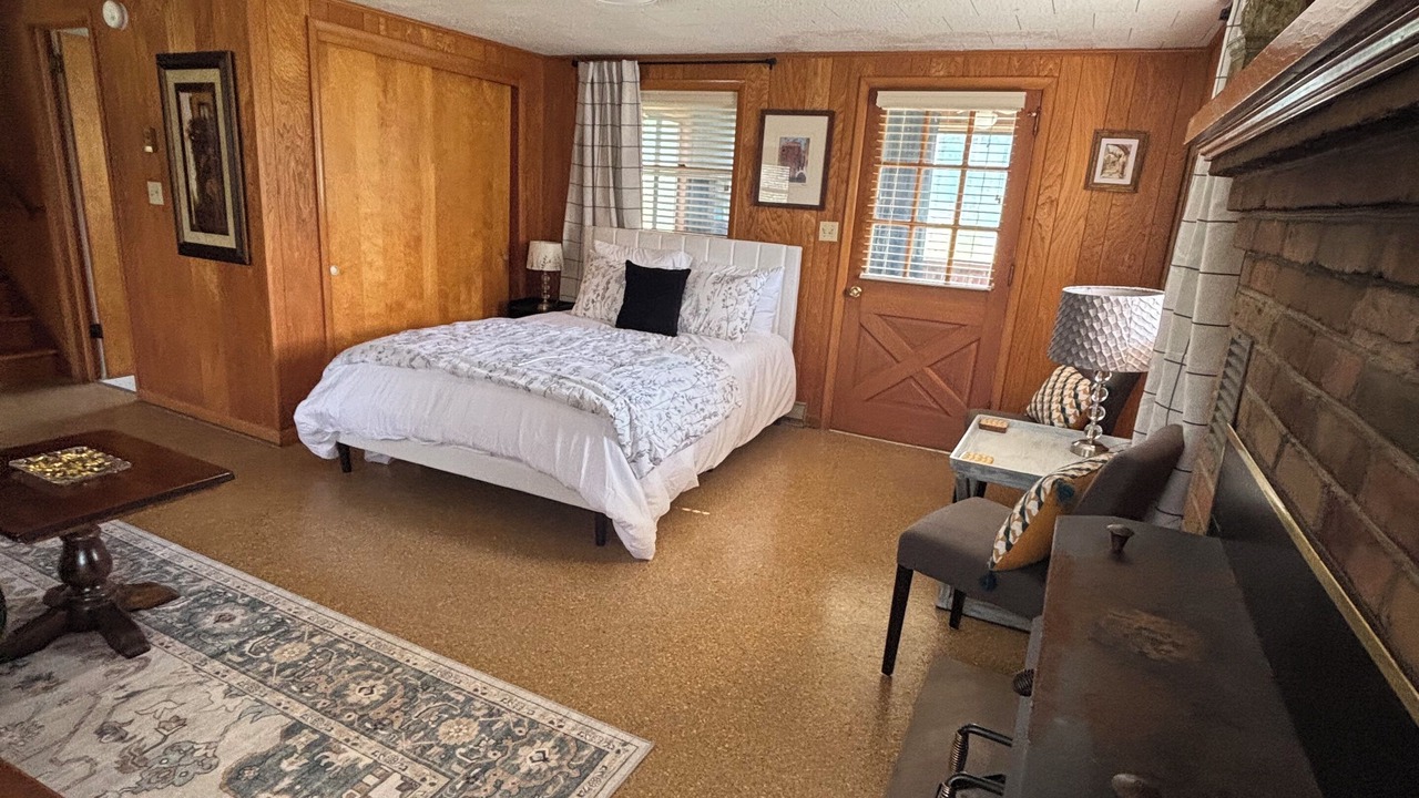 Photo of Bedroom in Farmview - Ramble