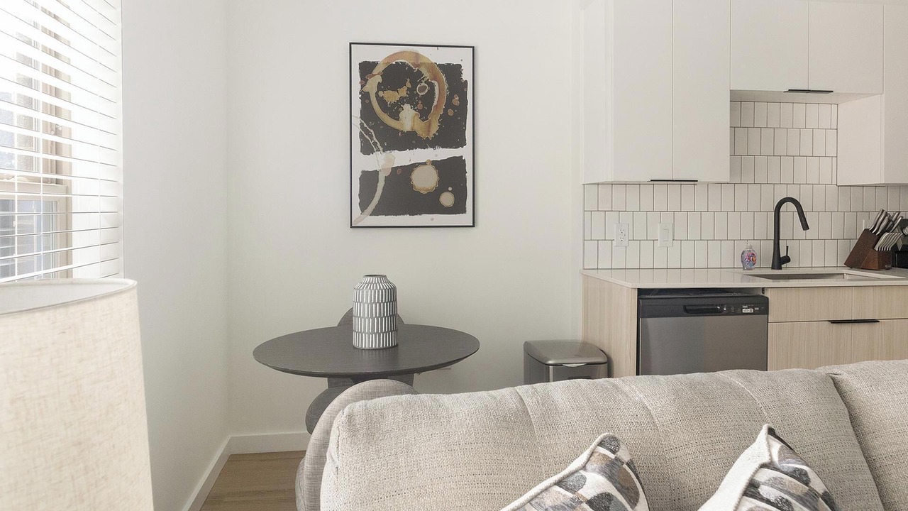 Photo of Livingroom in Chapel Hill