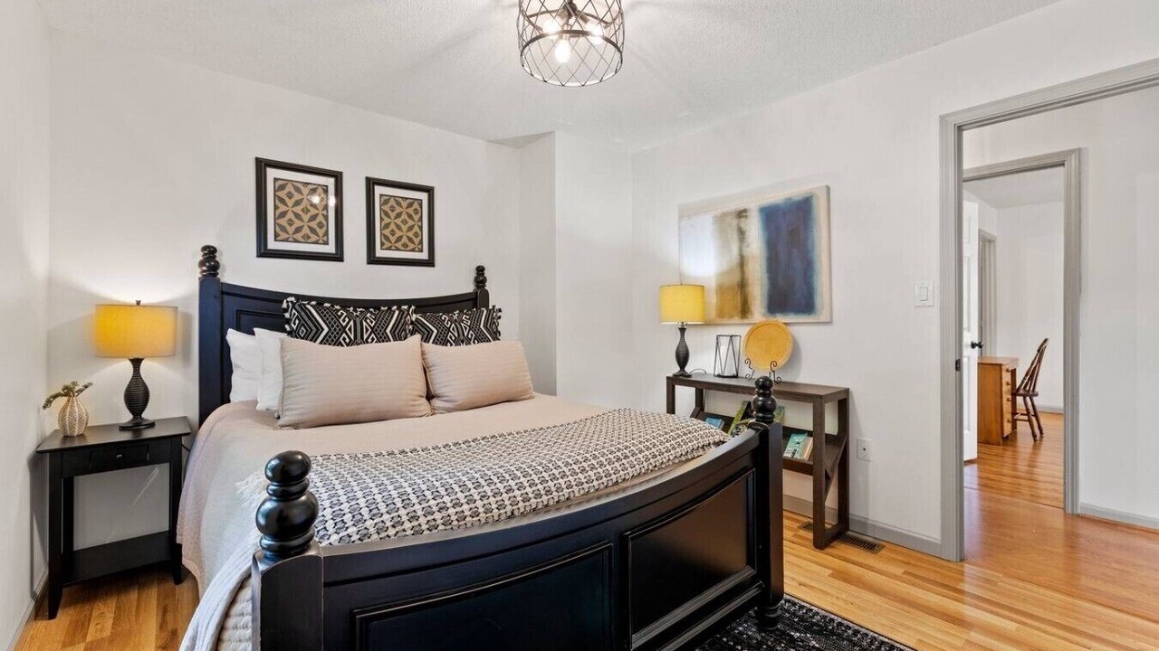 Photo of Bedroom in Arden