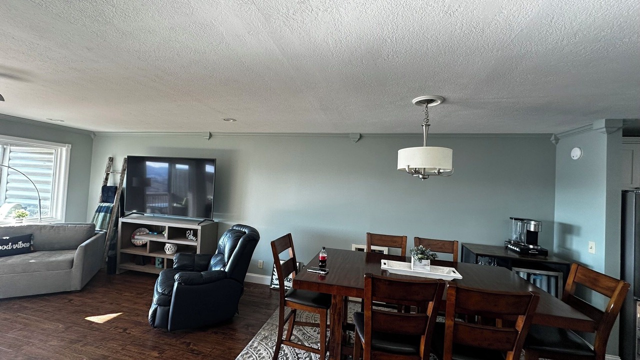 Photo of Livingroom in La Follette