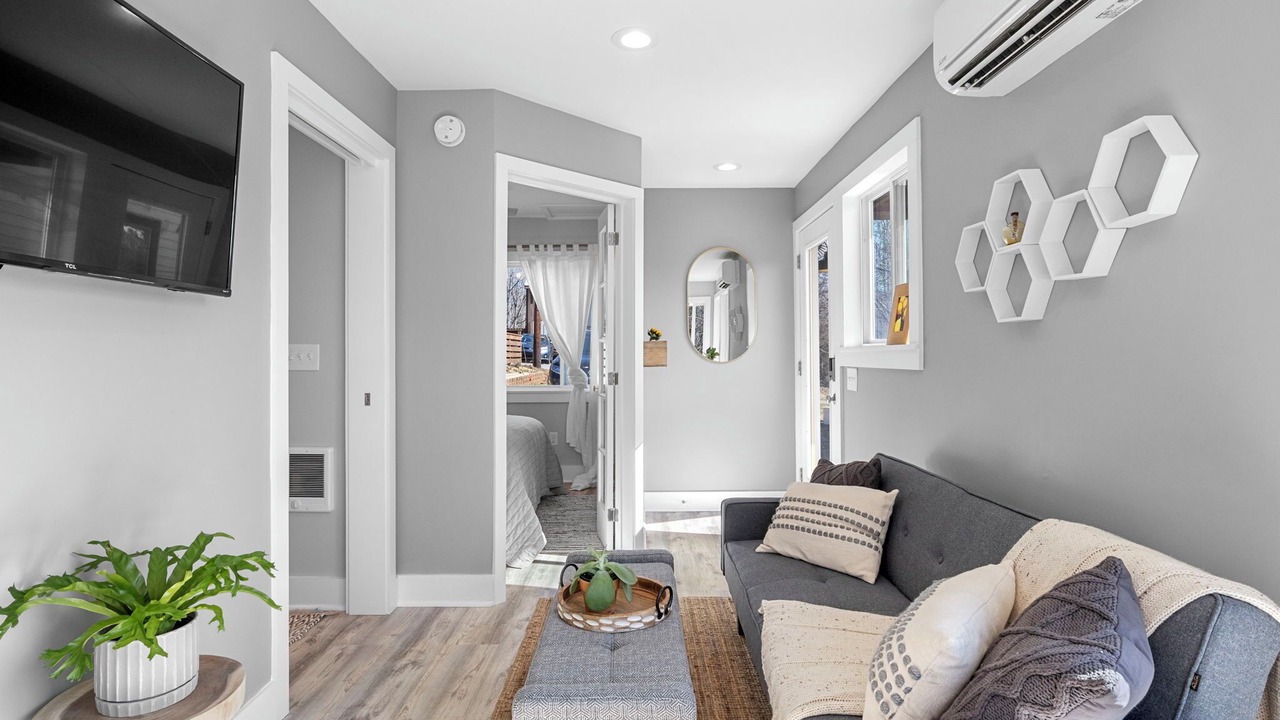Photo of Livingroom in Woodfin