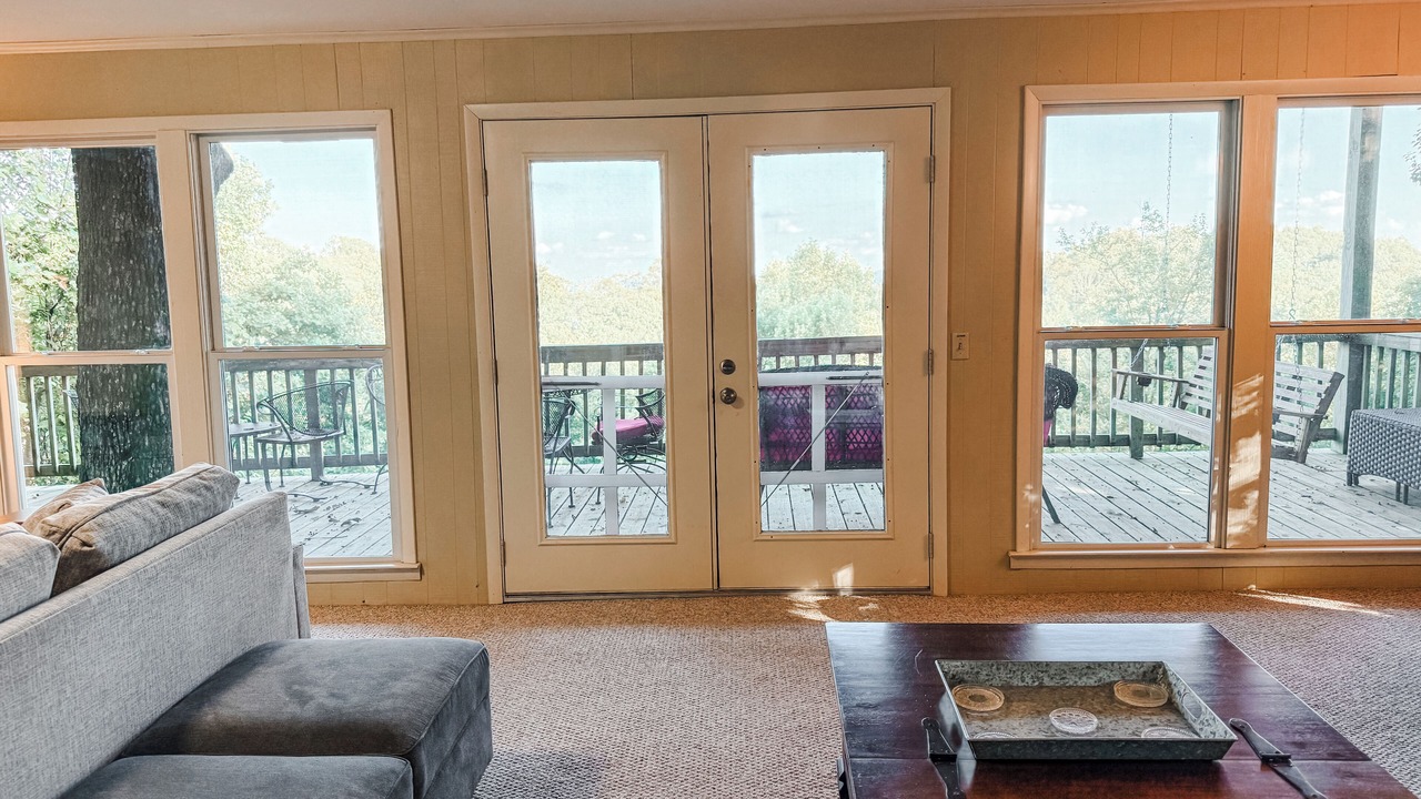 Photo of Livingroom in Dan River