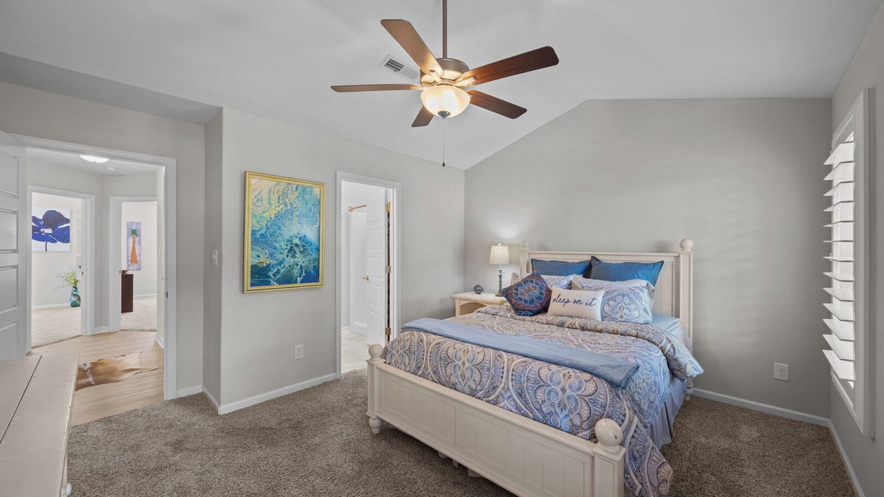Photo of Bedroom in James City