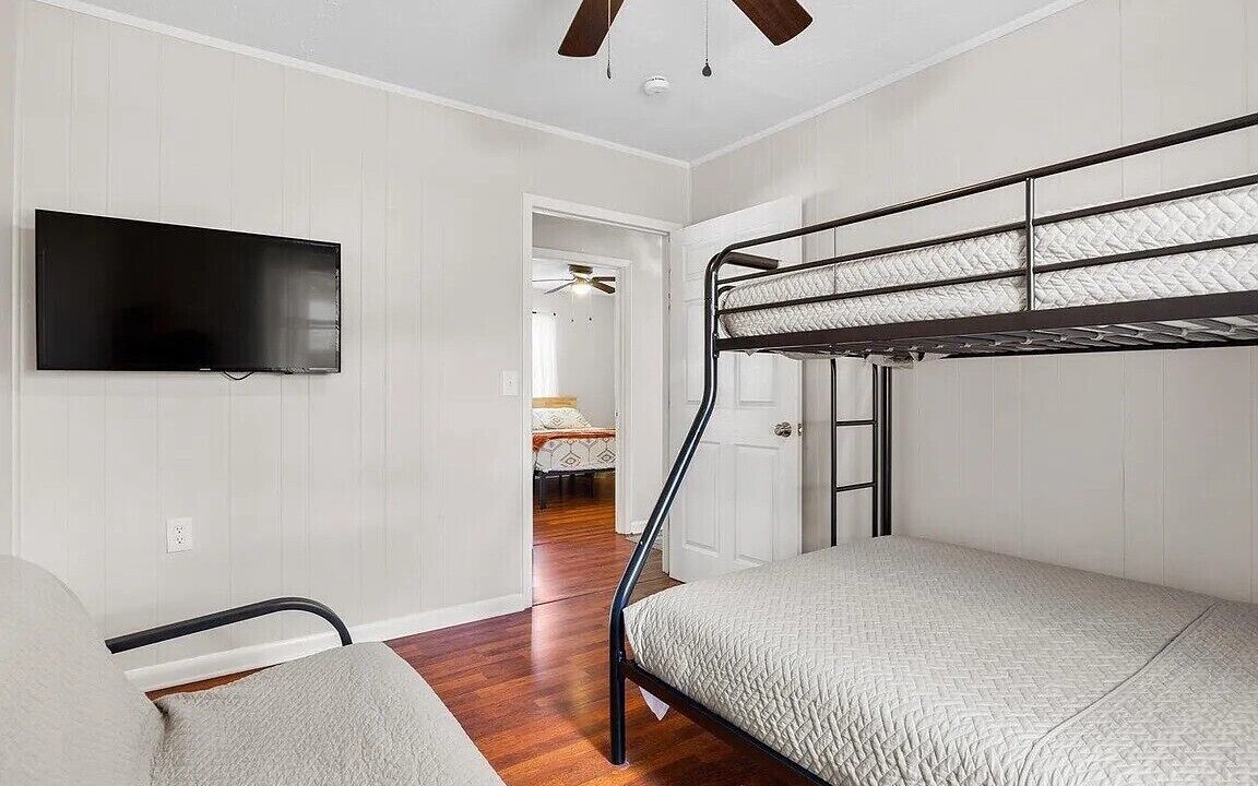 Photo of Bedroom in Silver Lake