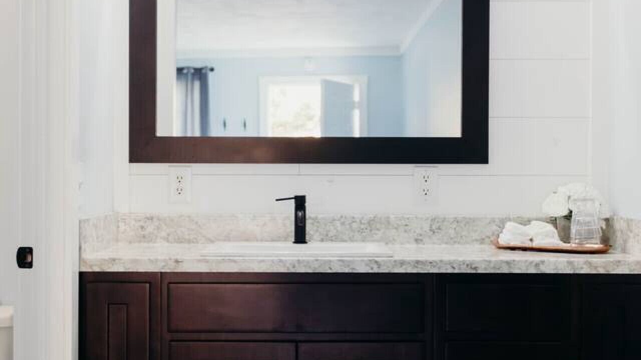 Photo of Bathroom in Byrdstown