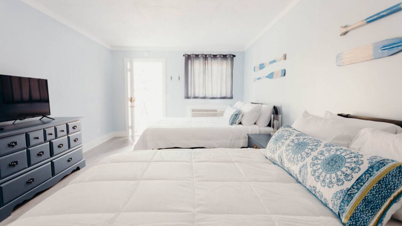 Photo of Bedroom in Byrdstown