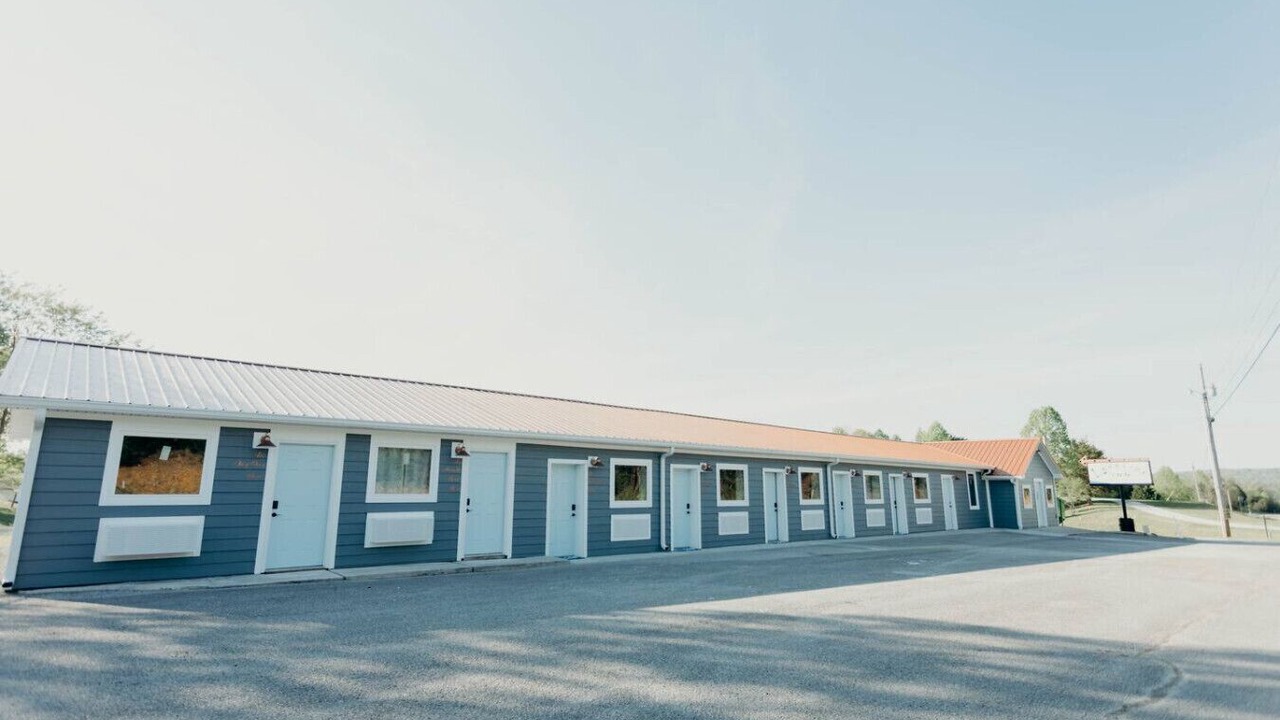 Photo of Outdoor in Byrdstown