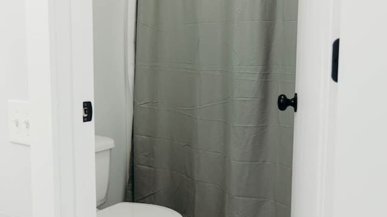 Photo of Bathroom in Byrdstown