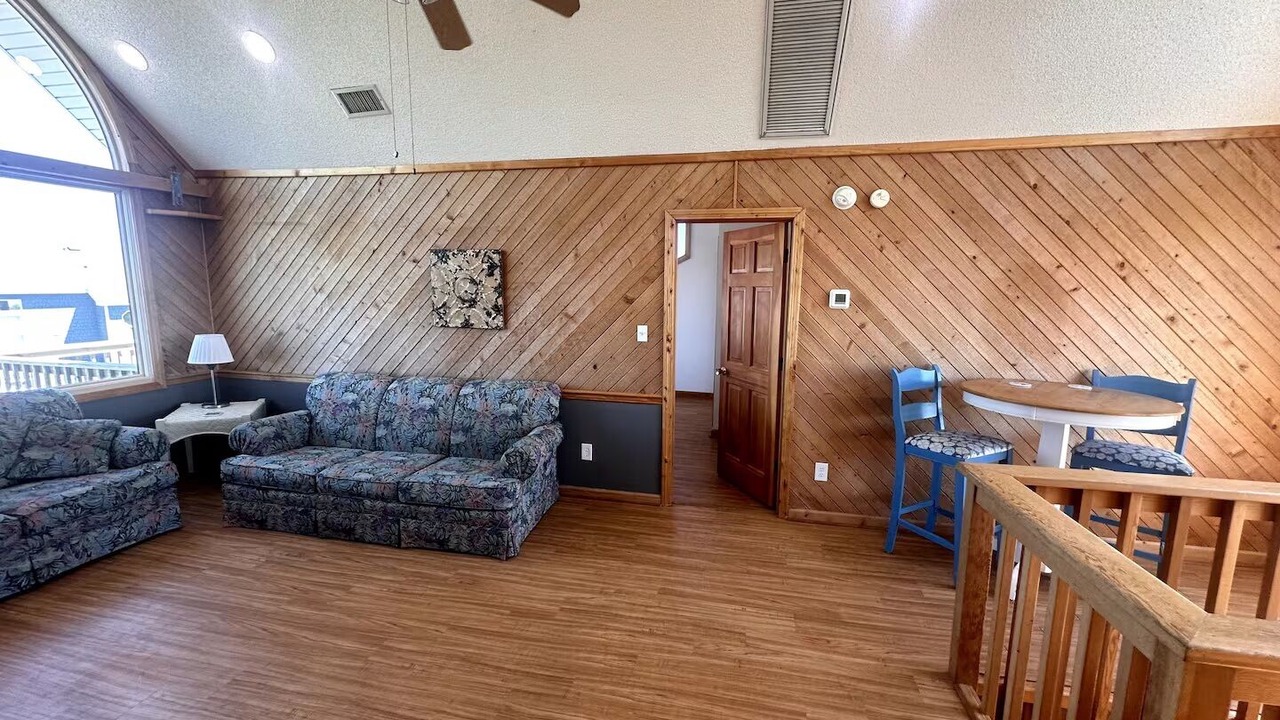 Photo of Livingroom in Avon
