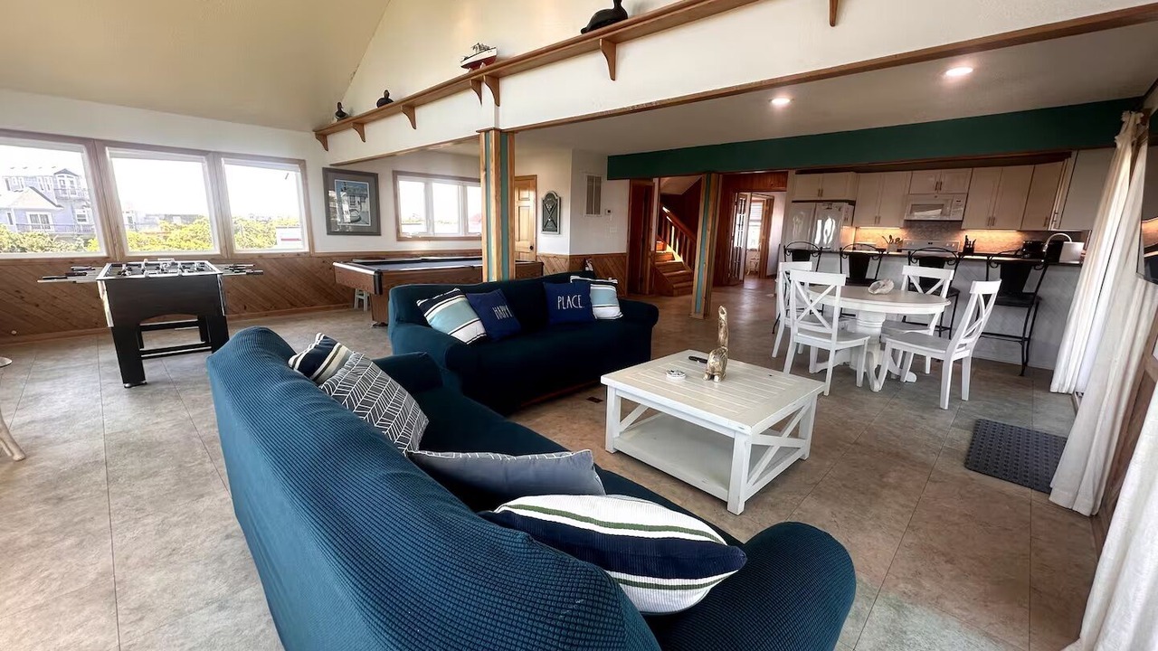 Photo of Livingroom in Avon
