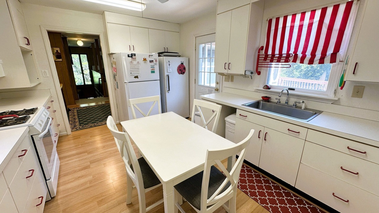 Photo of Kitchen in Southern Shores
