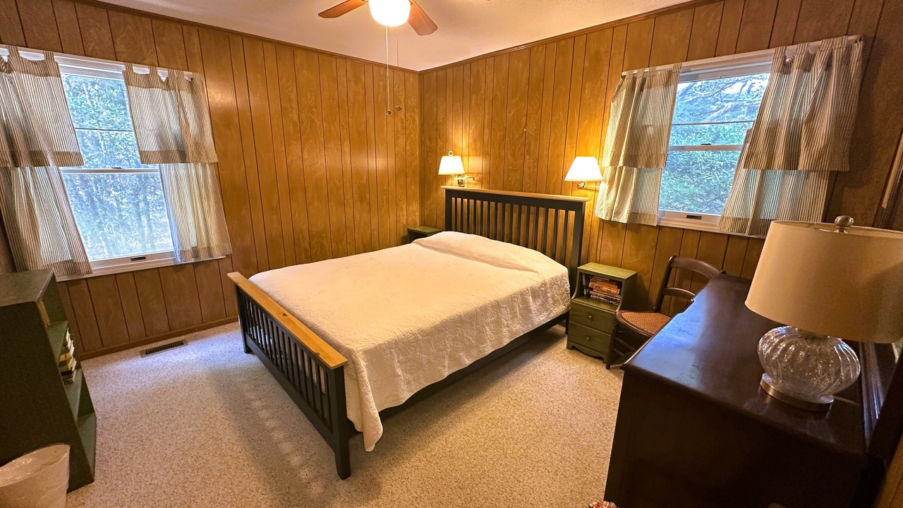 Photo of Bedroom in Southern Shores
