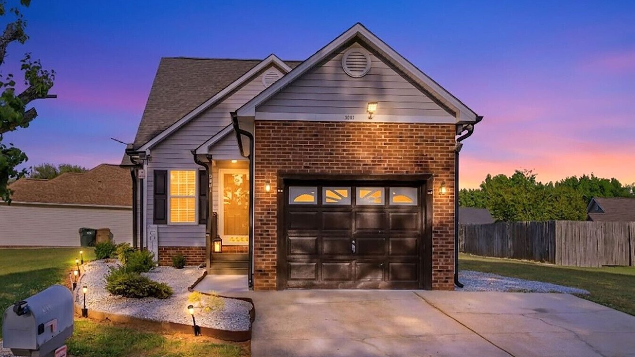Photo of Outdoor in Clayton