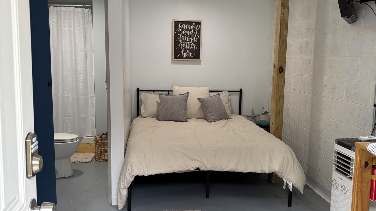 Photo of Bedroom in Rocky Face