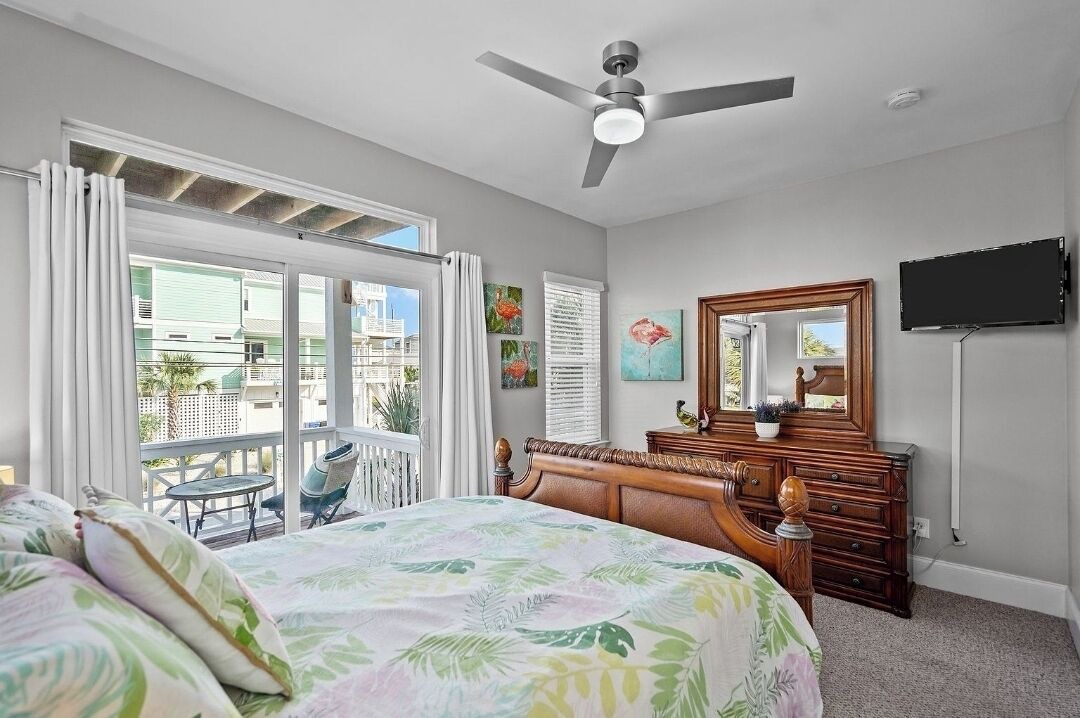Photo of Patio Balcony in North Carolina Coast