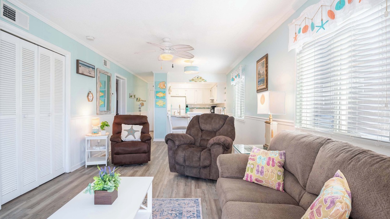 Photo of Livingroom in Ocean Isle Beach