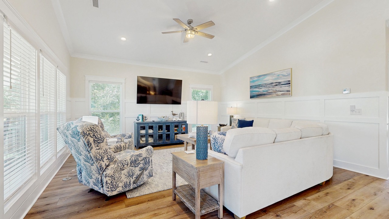 Photo of Livingroom in Tranquil Harbour
