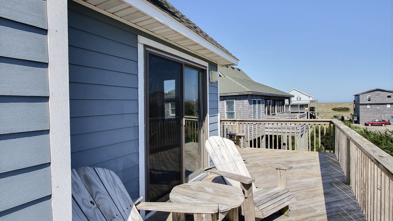 Photo of Patio Balcony in Waves