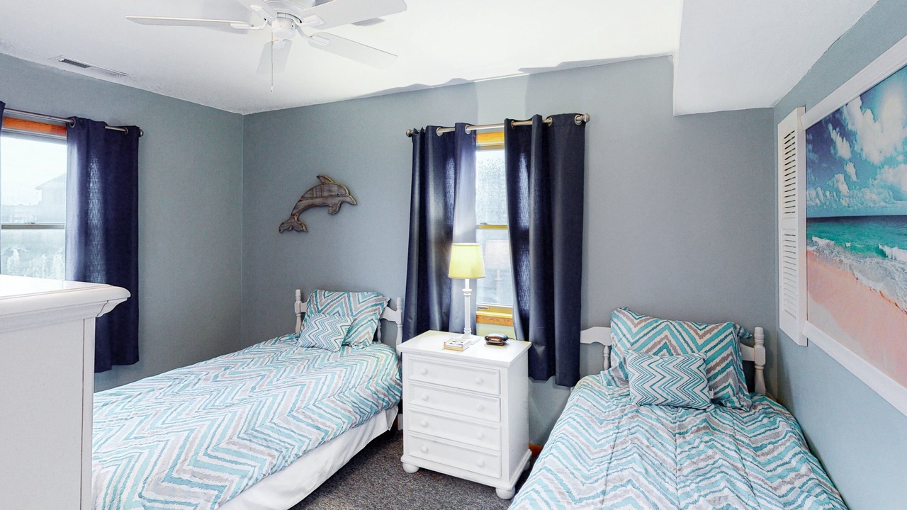 Photo of Bedroom in Waves