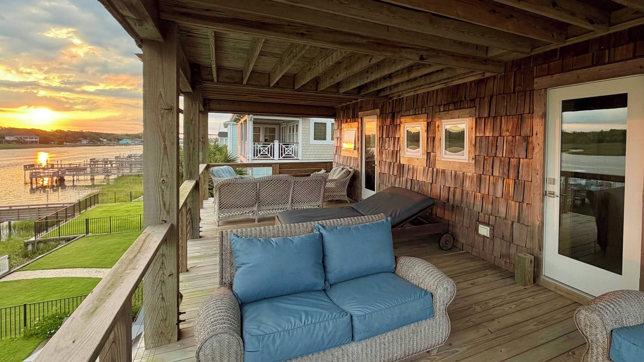 Photo of Patio Balcony in Holden Beach