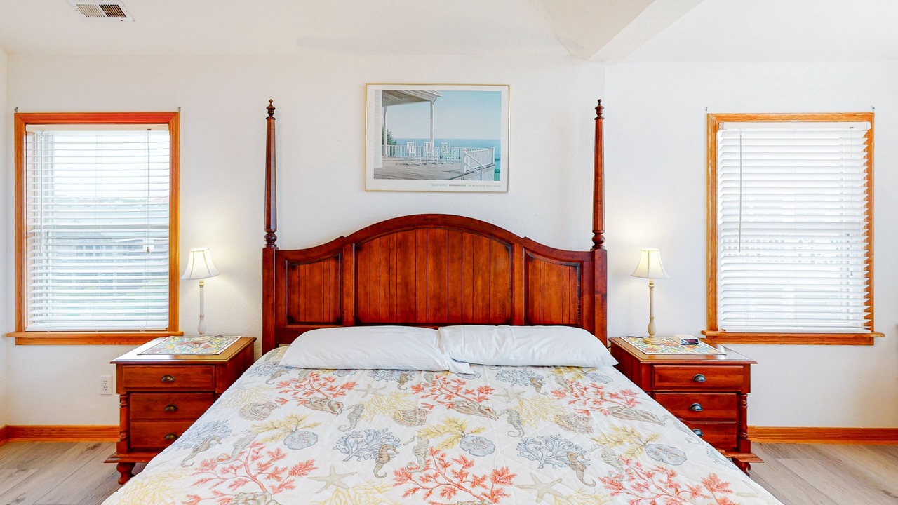 Photo of Bedroom in Waves