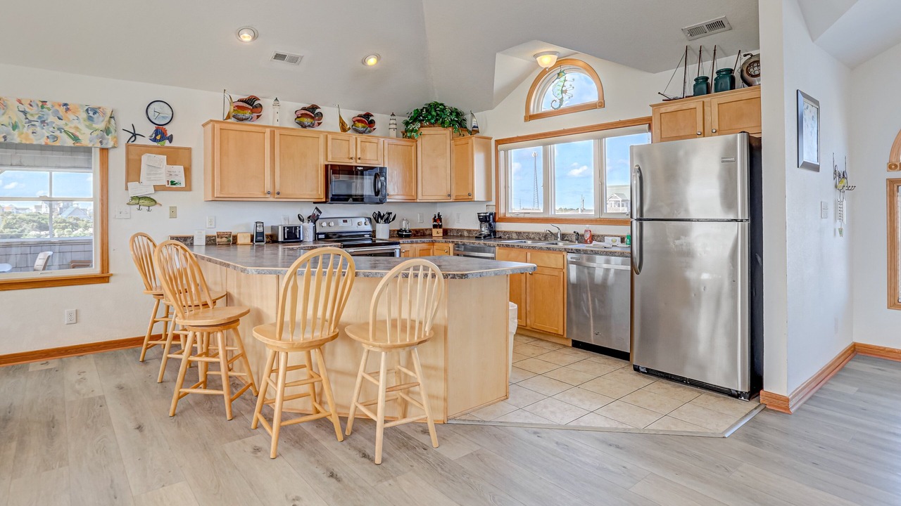 Photo of Kitchen in Waves