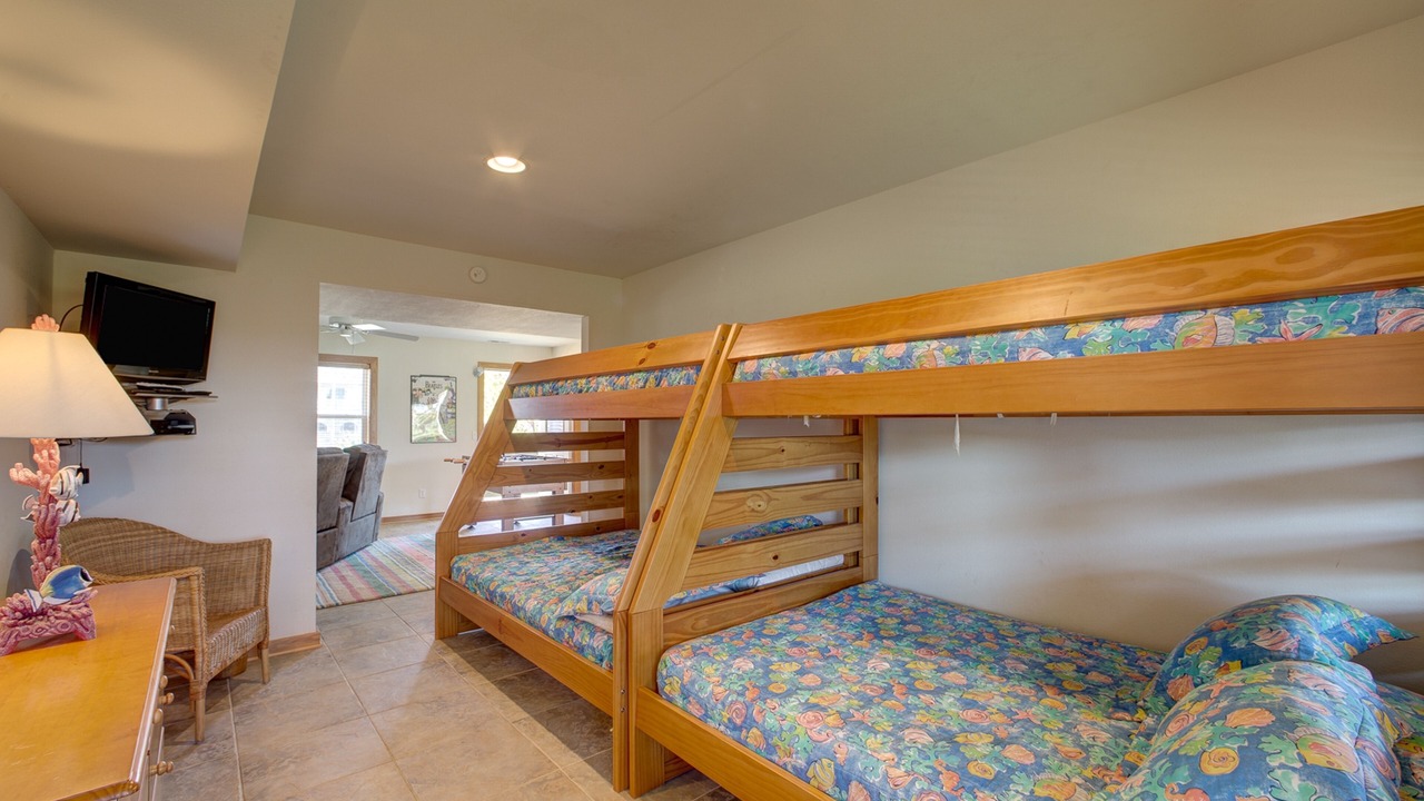 Photo of Bedroom in Waves