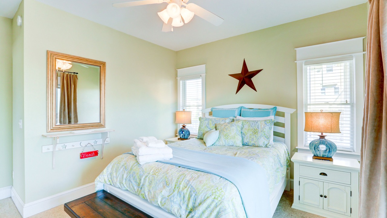 Photo of Bedroom in Avon