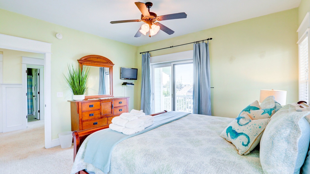 Photo of Bedroom in Avon