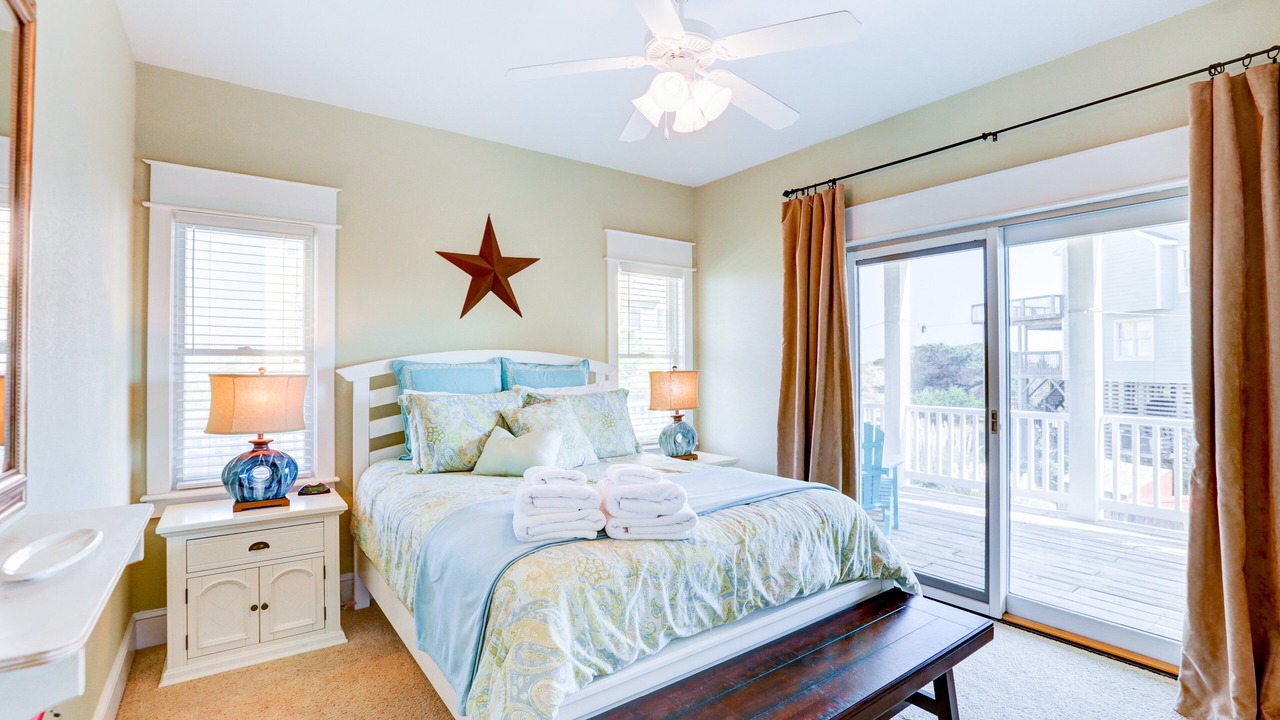 Photo of Bedroom in Avon