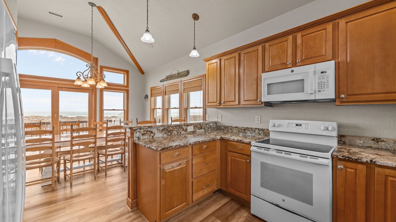 Photo of Kitchen in Waves